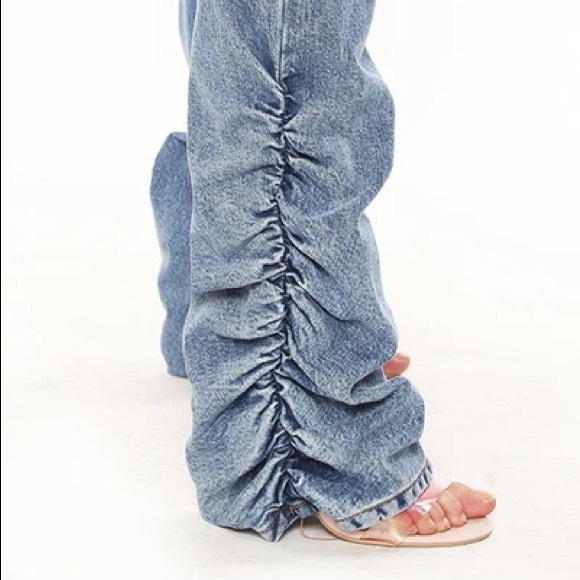 Revice Jeans - Picture 4 of 8